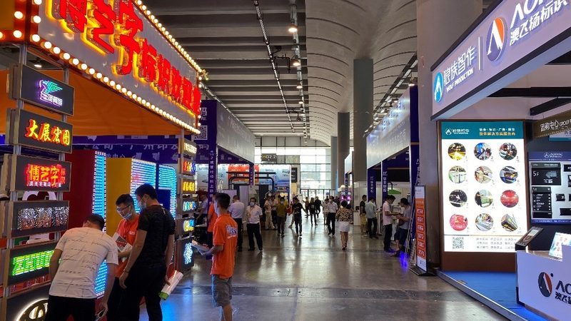 农村庆典舞台尺寸材质选择指南：如何打造一场视觉盛宴